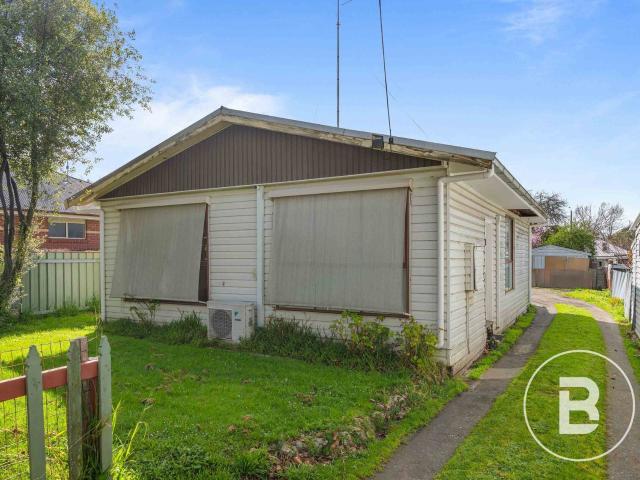 3 room house to let in 407 Windermere Street, Ballarat Central