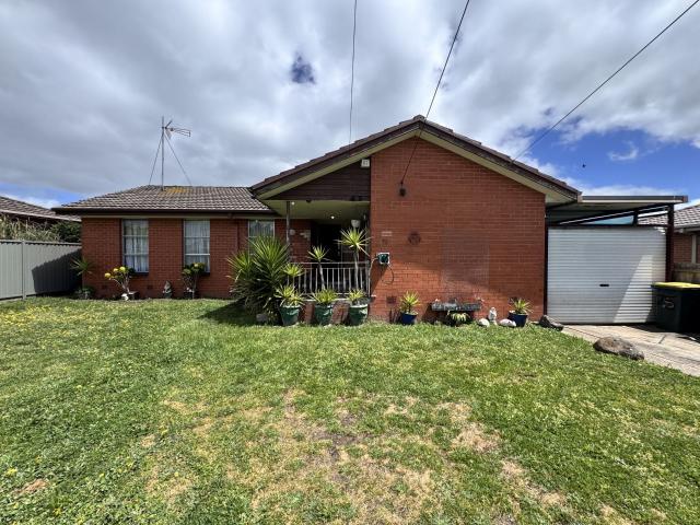 3 room house to let in 75 Wattle Avenue, Wendouree