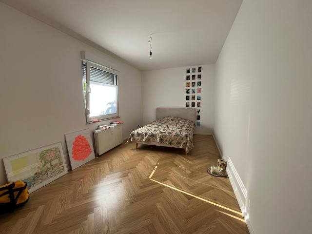 3 room old building apartment, newly renovated with charm