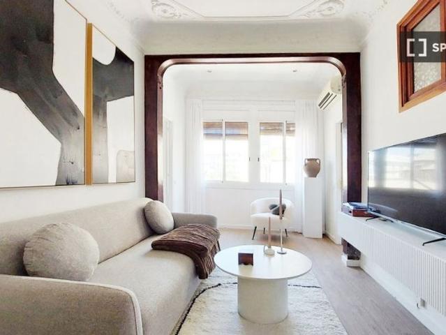 3 room luxury Apartment for rent in Barcelona, Spain
