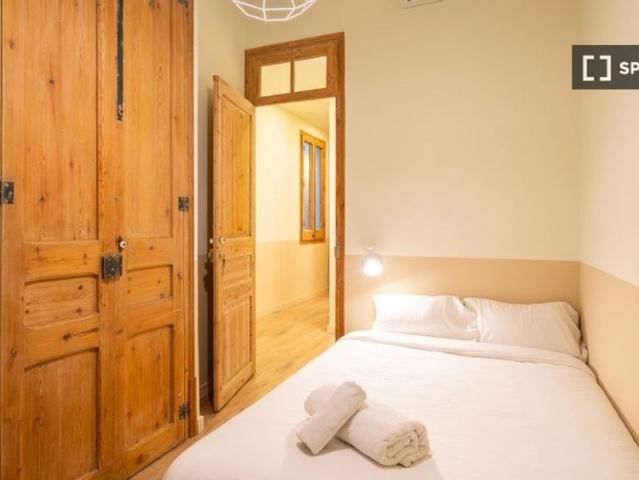 3 room luxury Apartment for rent in Barcelona, Spain