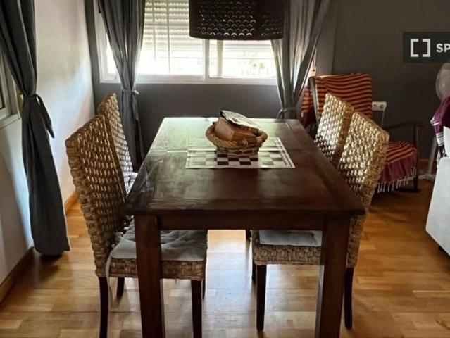3 room luxury Apartment for rent in La Pobla de Vallbona, Spain