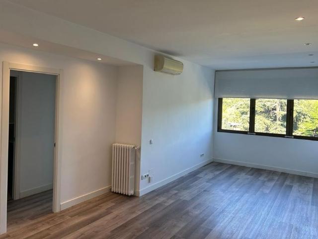 3 room luxury Apartment for rent in Madrid, Spain