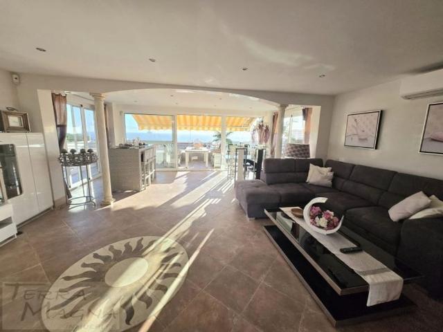 3 room luxury Duplex for rent in Adeje, Spain