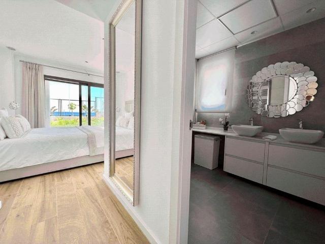 3 room luxury Flat for rent in Alcaidesa, Andalusia