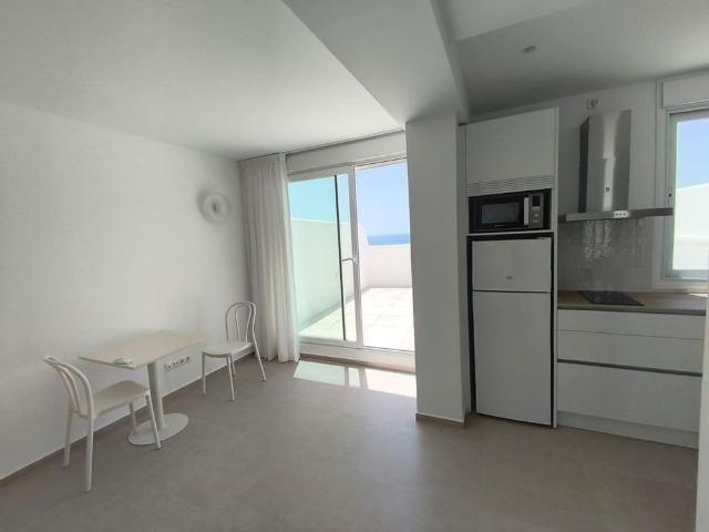 3 room luxury Flat for rent in Estepona, Andalusia