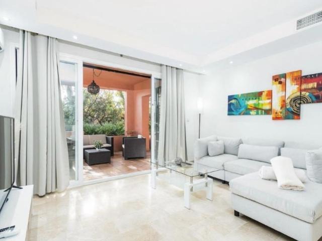 3 room luxury Flat for rent in Marbella, Andalusia