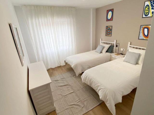 3 room luxury Flat for rent in Marbella, Spain