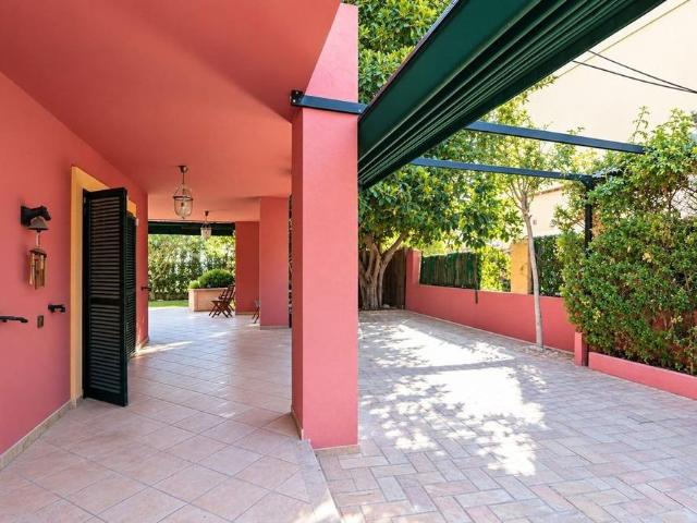 3 room luxury House for rent in Rocafort, Spain