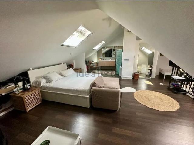 3 room luxury penthouse for rent in Valencia