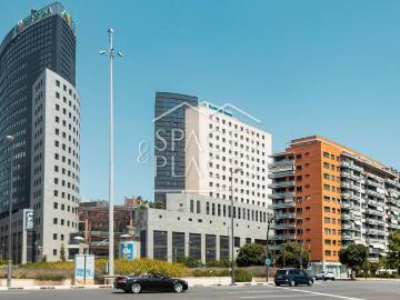3 room luxury penthouse for rent in Valencia, Spain