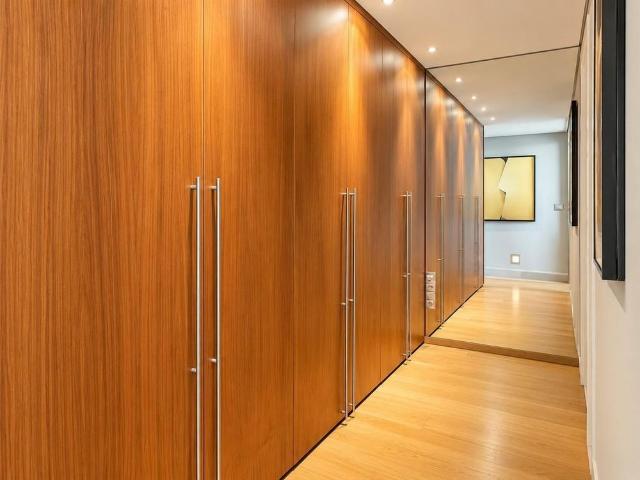 3 room luxury penthouse for rent in Valencia, Spain