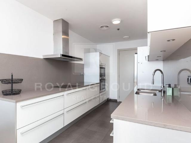 3 room luxury penthouse for rent in Barcelona, Spain