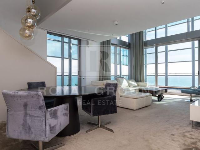 3 room luxury penthouse for rent in Barcelona, Spain