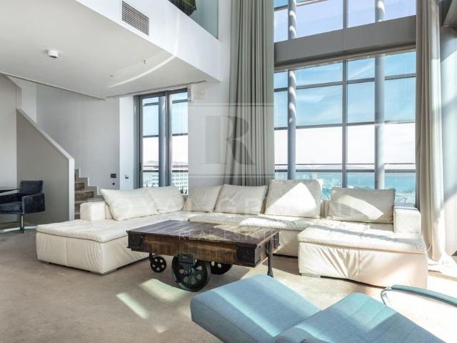 3 room luxury penthouse for rent in Barcelona, Spain
