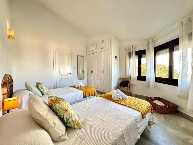 3 room luxury penthouse for rent in Mijas, Spain