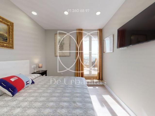 3 room luxury penthouse for rent in Seville, Andalusia