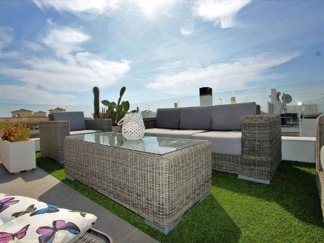 3 room luxury Villa for rent in Playas de Orihuela, Valencia