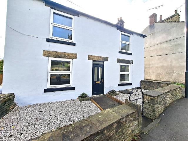 3 room None to let in 46 Church Street, Ecclesfield