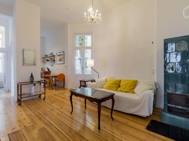3 room spacious apartment in best location, Berlin Amsterdam Apartments for Rent