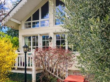 3 Room row house