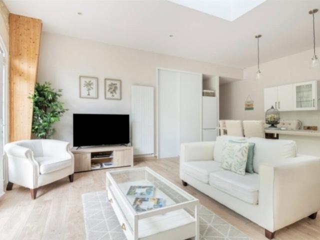 3 Roomed cottage 112m2