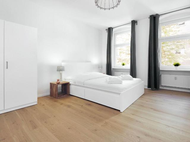 3 Rooms near Westhafen Moabit