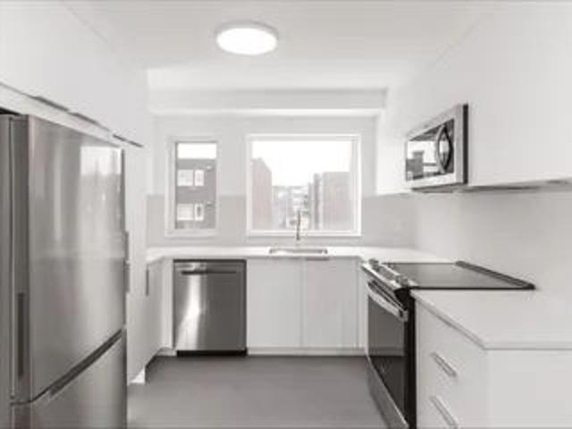 3 rooms apartment of 92m² in Quebec