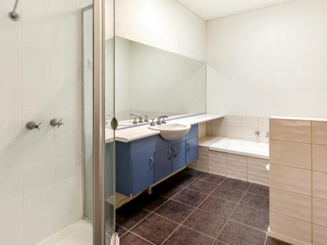 3 rooms for rent
