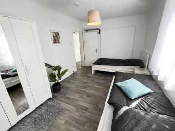 Vaihingen Stuttgart Central | Quiet | Patch 4 min. drive Kelley 10 min. | 2 bedrooms | S Bahn