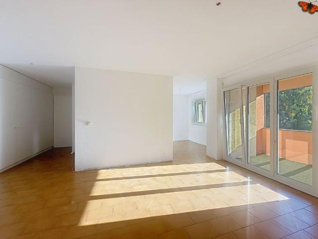 3½ ROOMS WITH BALCONY!