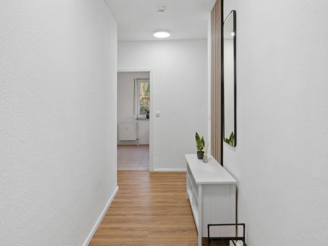 3 Rooms with Kitchen and terrace, Hannover Amsterdam Apartments for Rent