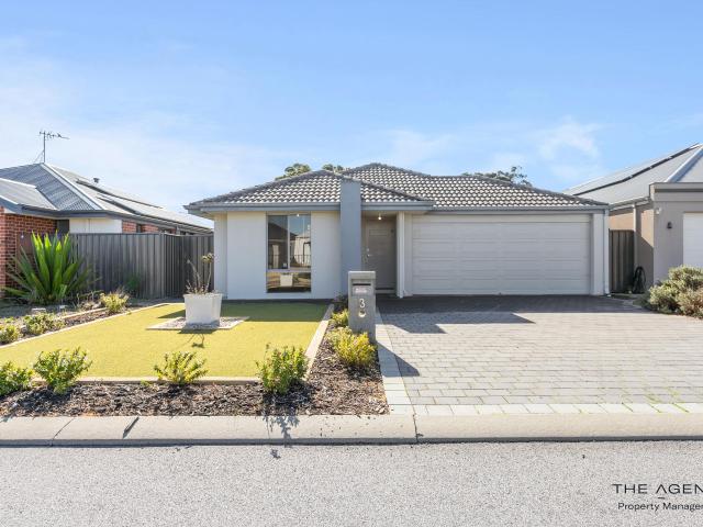 3 Rowan Way, Lakelands
