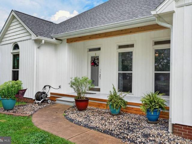 3 Rowe Drive