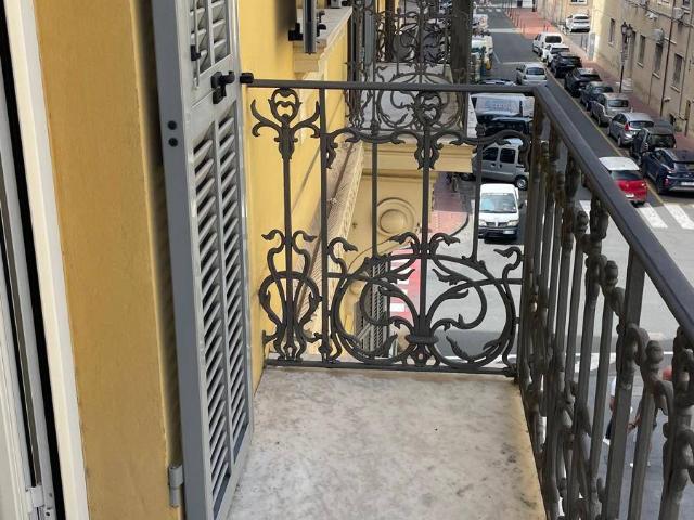 3 stanze in affitto