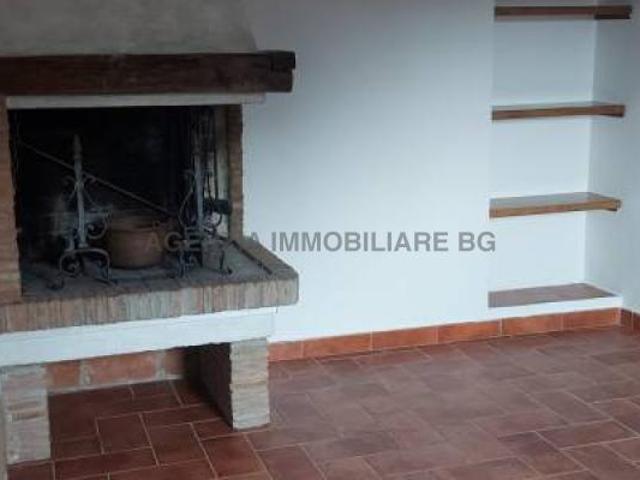 3 stanze in affitto
