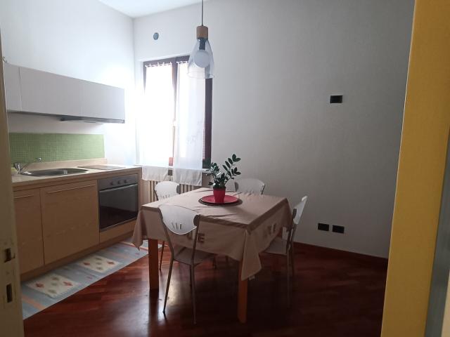 3 stanze in affitto