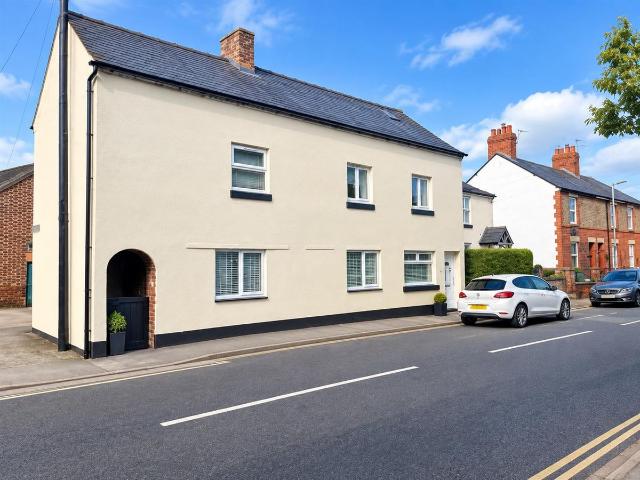 3 Station Road, Whittington, Oswestry SY11, 2 bed flat to rent, £750 pcm | PrimeLocation