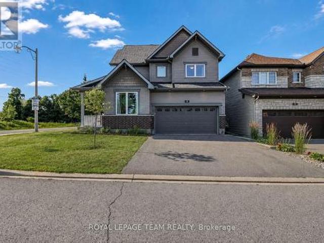 3 Stoneleigh Street, Ottawa, ON, K2G 7A2 house for sale | Listing ID X13646 | Royal LePage