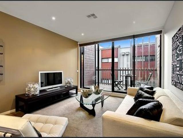 3 story townhouse