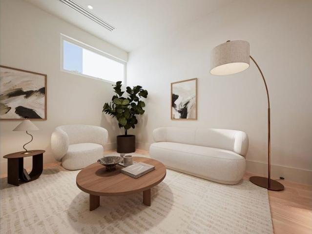 3 Storey Residence 4 or 5 Bedrooms You Choose!