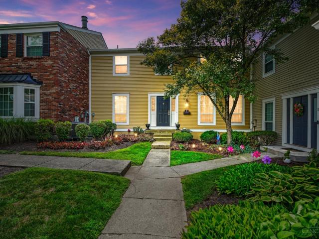 3 S Applewood Court