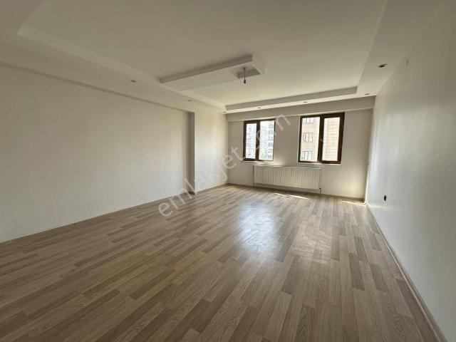 3. Sanayi Sitesi Civarında Satılık 3+1 Daire