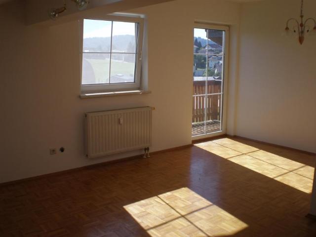3 Schlafzimmer Wohnung Neumarkt Am Wallersee AUT 102208302