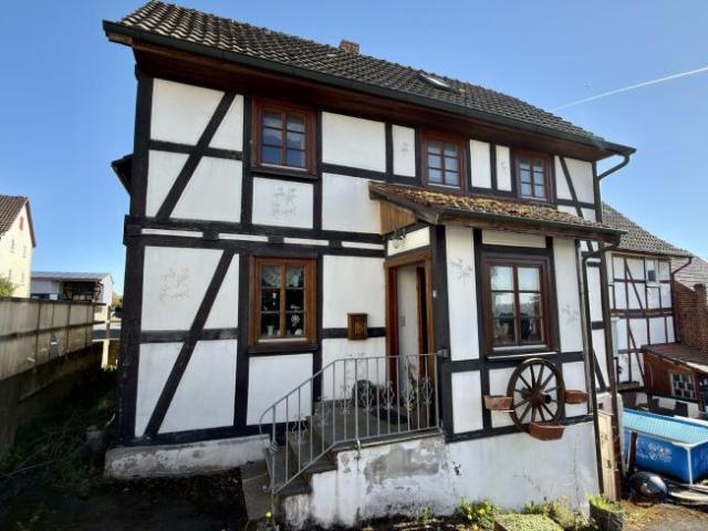 3 Schlafzimmer Haus Wabern Deutschland LS102754116