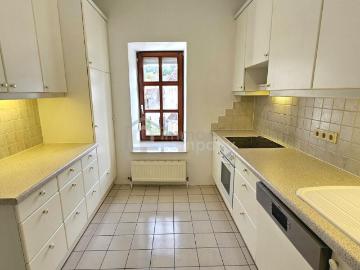 Flat for rent in 2452 - Ausgestattete Küche
