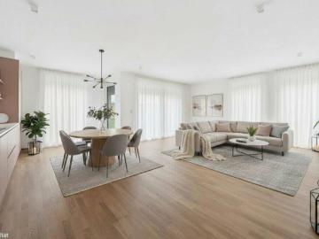 Commercial for sale in 2700