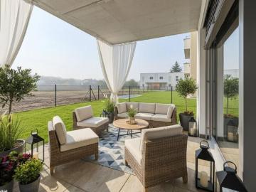 Flat for sale in 2700