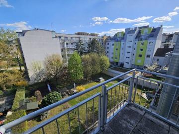 Etagenwohnung for sale in 2232