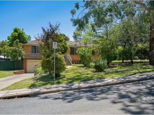 3 Scottsdale Street, LYONS House for rent Listed by Sarah Mil.